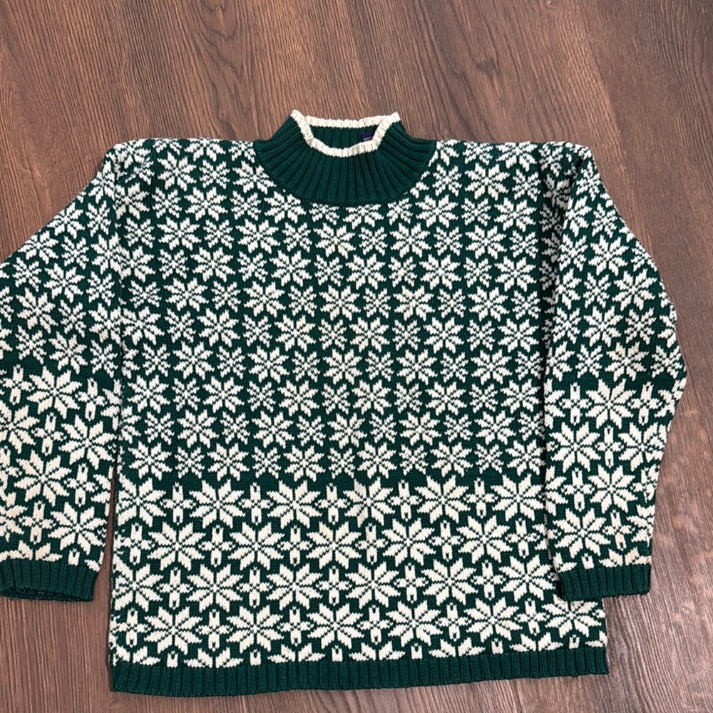 GAP Green and White Nordic Turtleneck Sweater